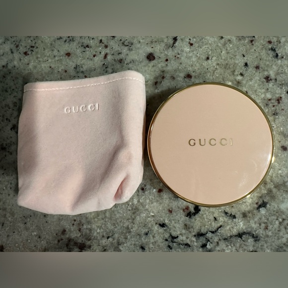 Gucci Matte Powder - Picture 4 of 7
